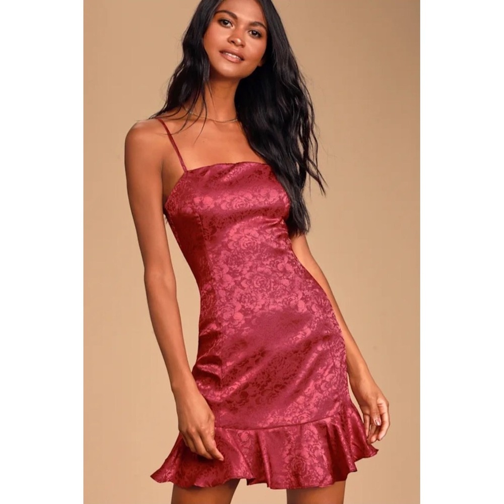 Lulus Kali Burgundy Floral Embossed Satin Mini Dress M Ruffle Hem Cocktail